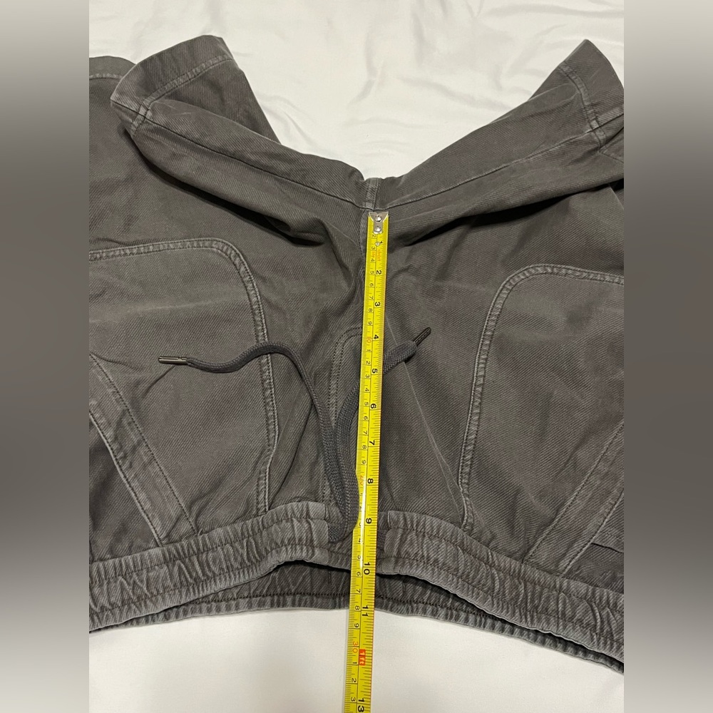 Athleta Farallon Women's Olive Shorts - Picture 11 of 12